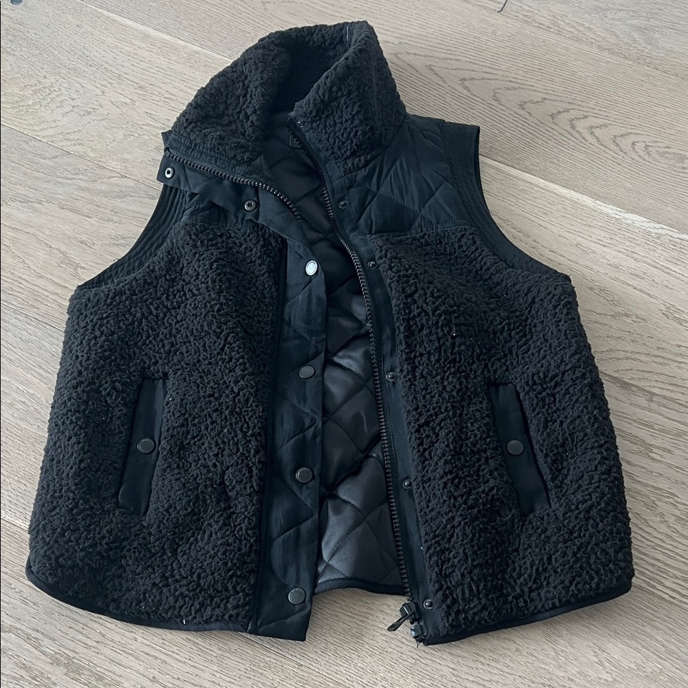 Black Sherpa Vest with Snap Button